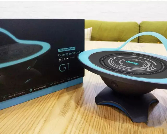 金威澎 無線充音箱二合一